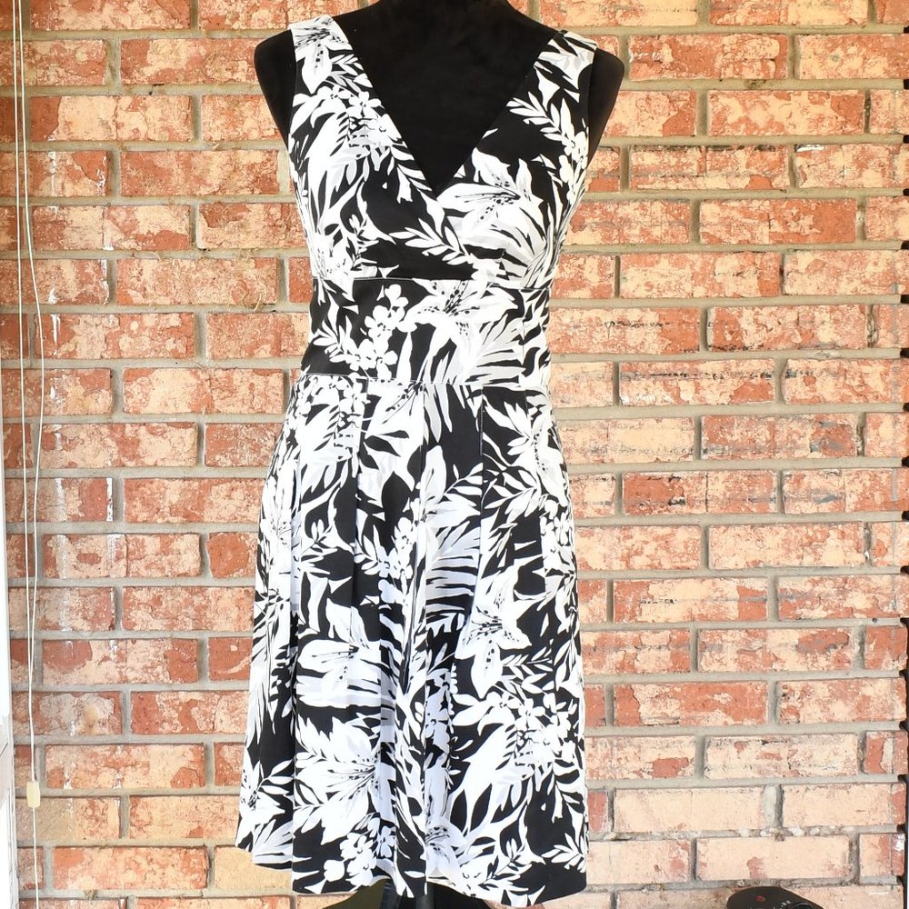 White House Black Market Dress